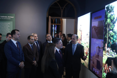 Bakan Yumaklı Konya’da Dijital Tanıtım Merkezi’ni inceledi