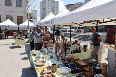 Kayseri Melikgazi AntikaPazarı koleksiyonerleri buluşturdu