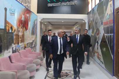 Bakan Yardımcısı Tarıkdaroğlu Aziziye’de