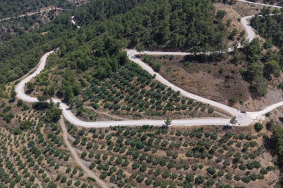 Mersin Büyükşehir Silifke’de son stabilize yolu asfaltladı
