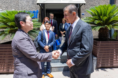 İzmir'de Başkan Tugay’dan Singapur’a İEF ve EXPO 2027 daveti