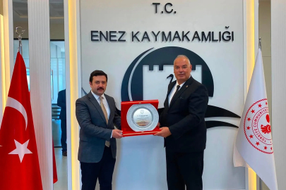 Enez'de Başkan Günenç'ten Kaymakam Fırat'a 'hayırlı olsun' ziyareti