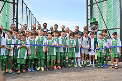 Bursa Büyükşehir’den Bursaspor’un geleceğine yatırım
