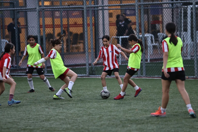 Futbol Akademisi’nde yaz dönemi