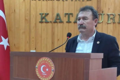 CHP'li Aladdin Öztürk'ten görevden alma kararlarına tepki