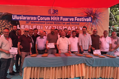 Çorum’da leblebi yarışması renkli geçti
